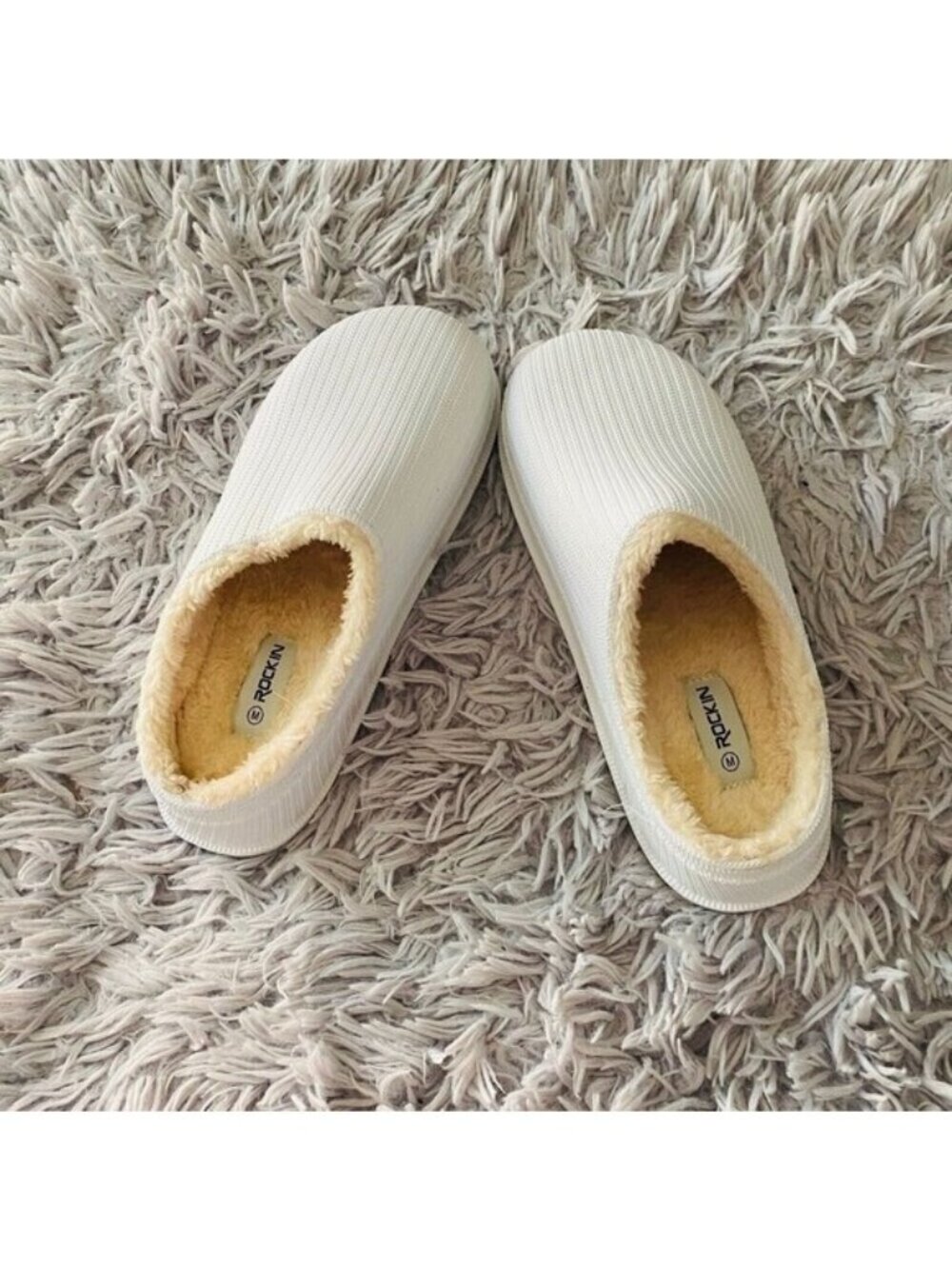 ROCKIN Women's Puffy Slippers White With Wool Lining authentic Size M/39 New